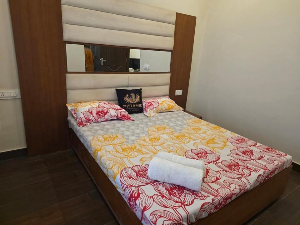 The Cozy Theory Apartment in Punjab, India
