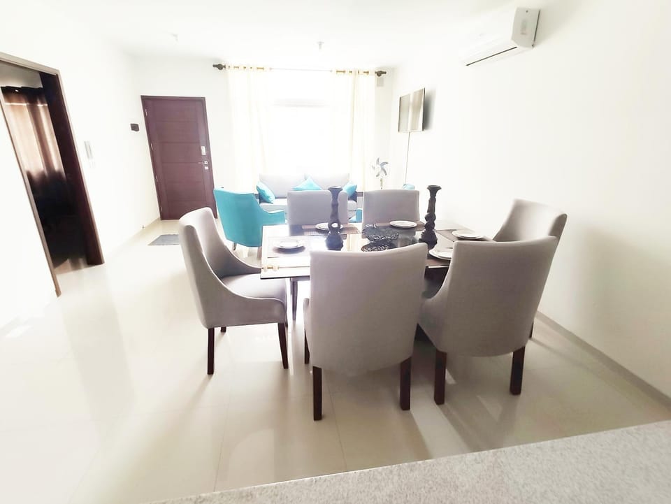 Dining area, air conditioner