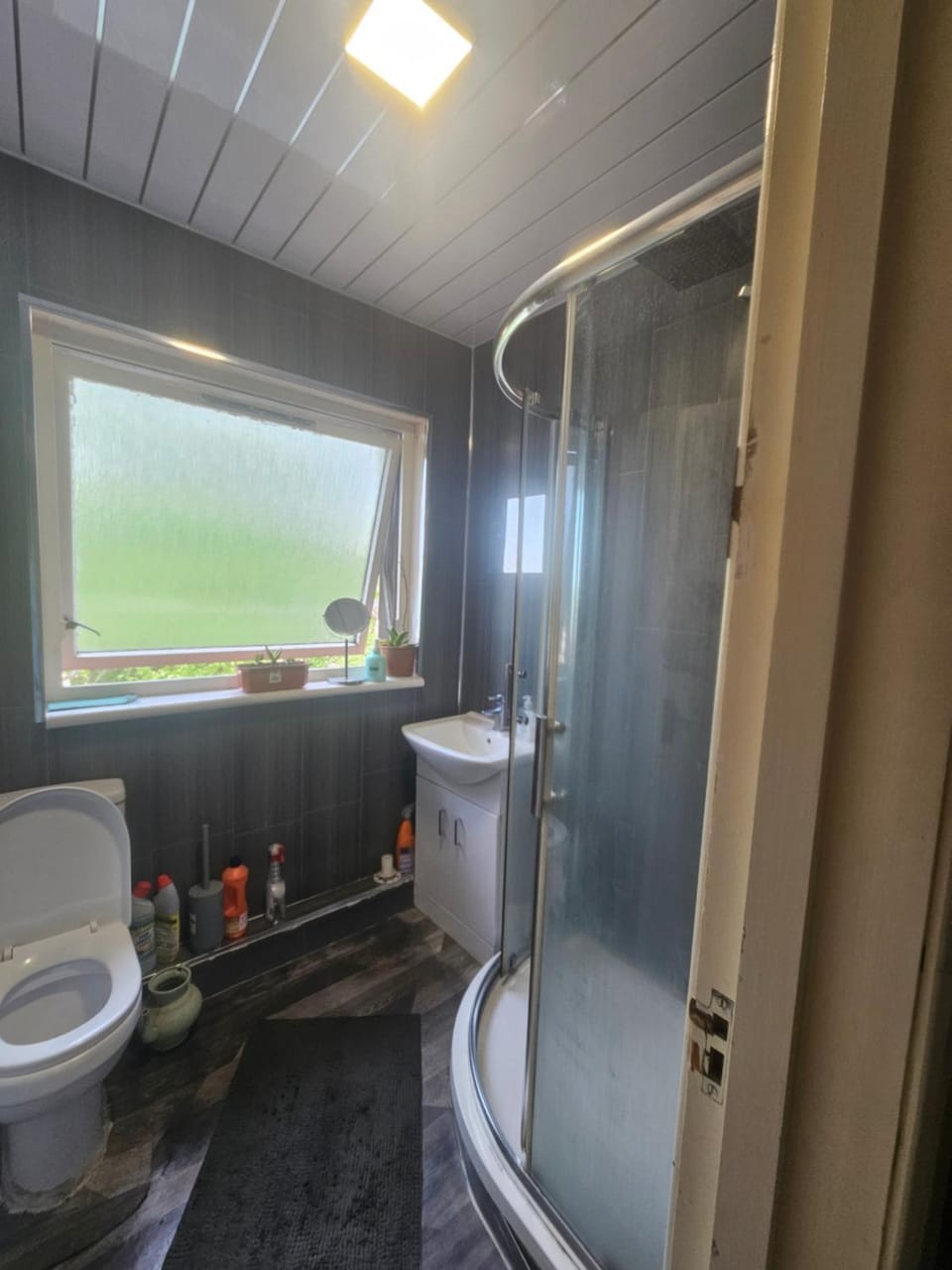 ESS ENN Home Vacation rental in Motherwell