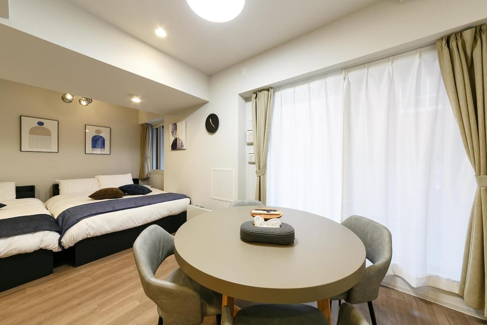 モンドミオ札幌大通 南二条 hor Apartment in Sapporo