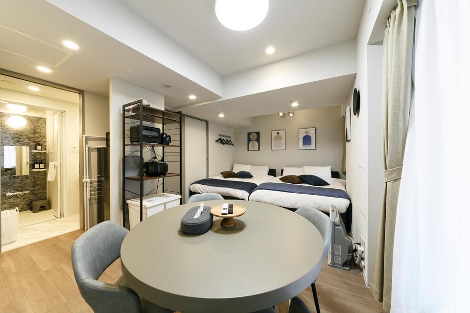 モンドミオ札幌大通 南二条 hor Apartment in Sapporo