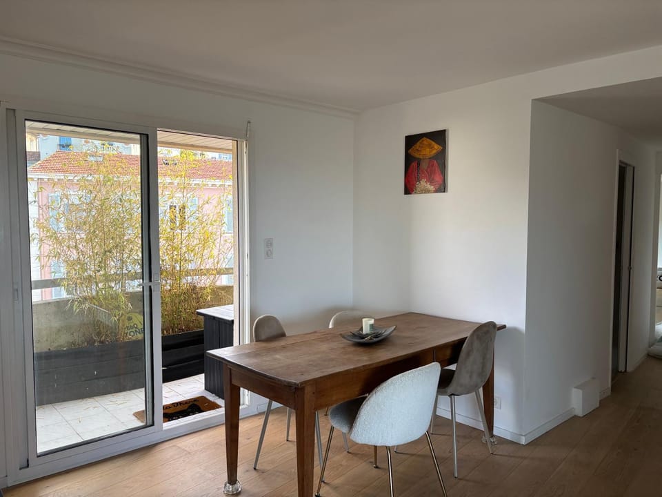 Appartement 2 chambres vue mer Apartment in Mougins