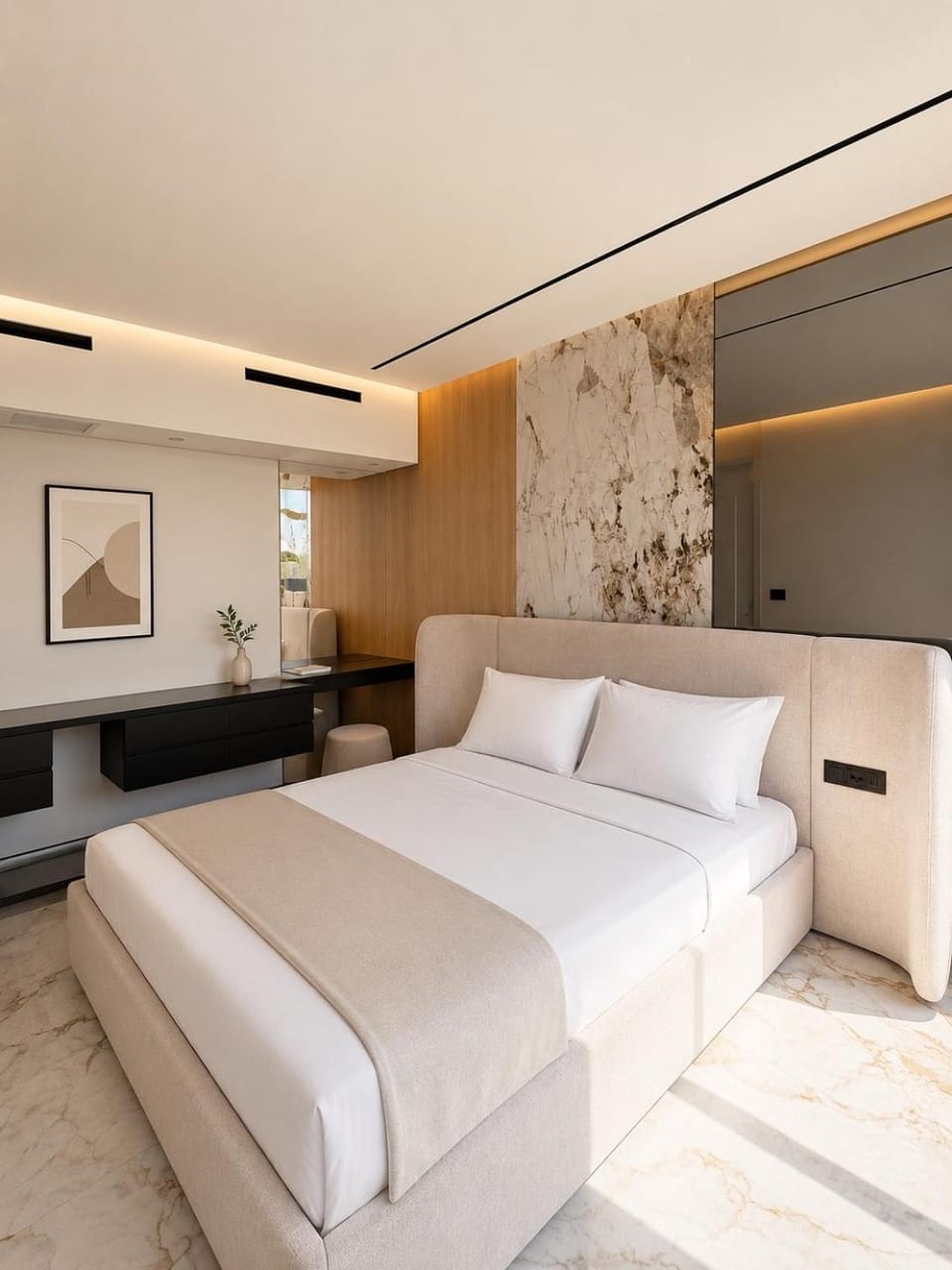 Bed, Photo of the whole room, Bedroom