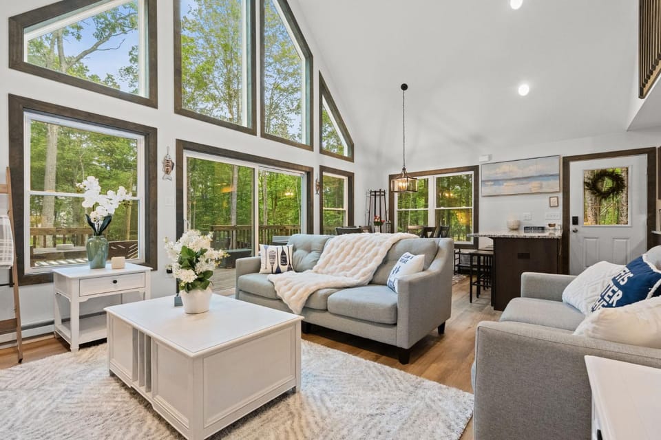 Brand New Chalet - Seclusion Arcadez Fire Pit Chalet in Coolbaugh Township