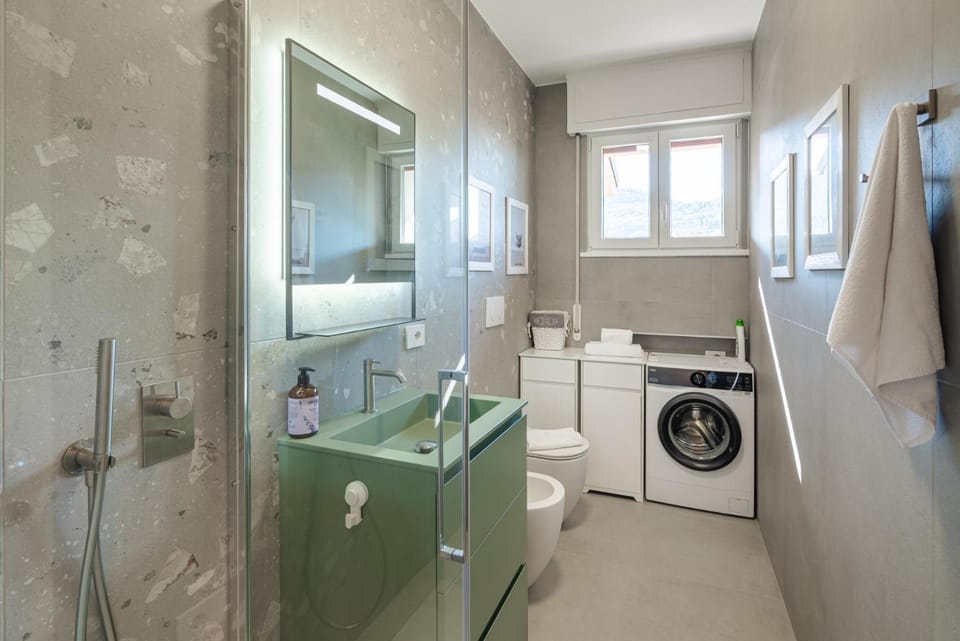Appartamento x 4 con wi-fi, park free, a 10 minuti dal centro di Garda Apartment in Garda