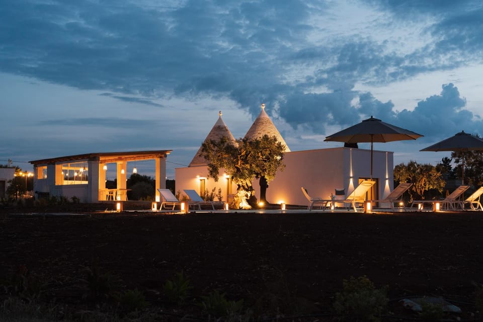 Property building, Night, Garden, Garden view, Swimming pool, Breakfast