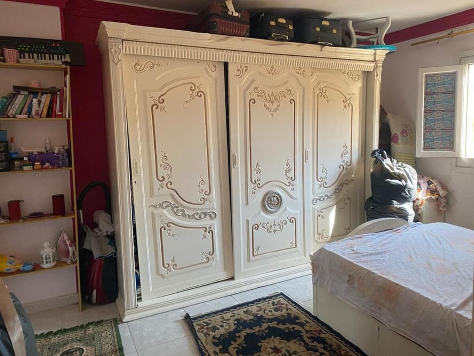 Furnished 2 bes rooms apartment 4th district in front of Al-Tawhid and Al-Nour شقة مفروشة جديد غرفتين وصالة الحي الرابع أمام التوحيد والنور 6 اكتوبر Apartment in Egypt