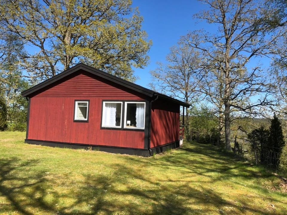 Cottage in a deer enclosurei, lake nearby House in Västra Götaland County