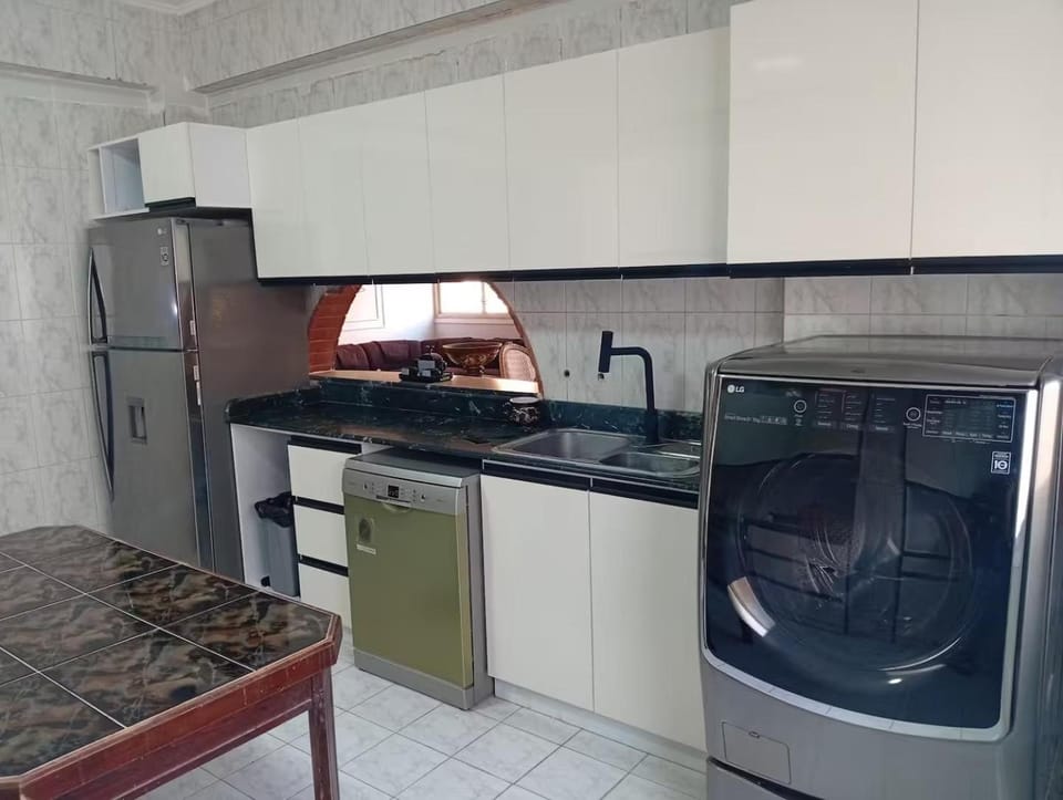 Kitchen or kitchenette, kitchen, Internal: Not applicable to any particular room