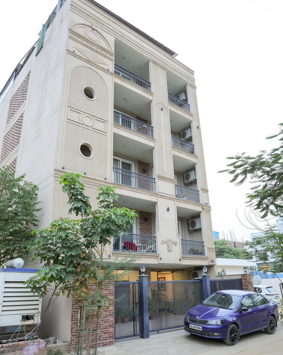 Property building, Parking
