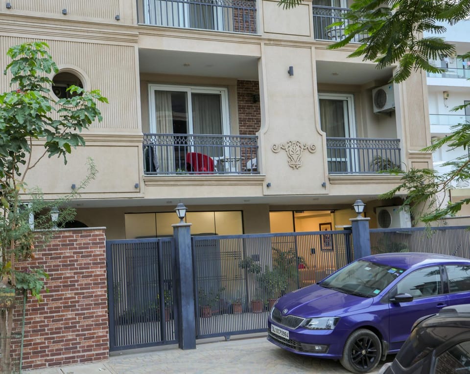 Property building, Parking