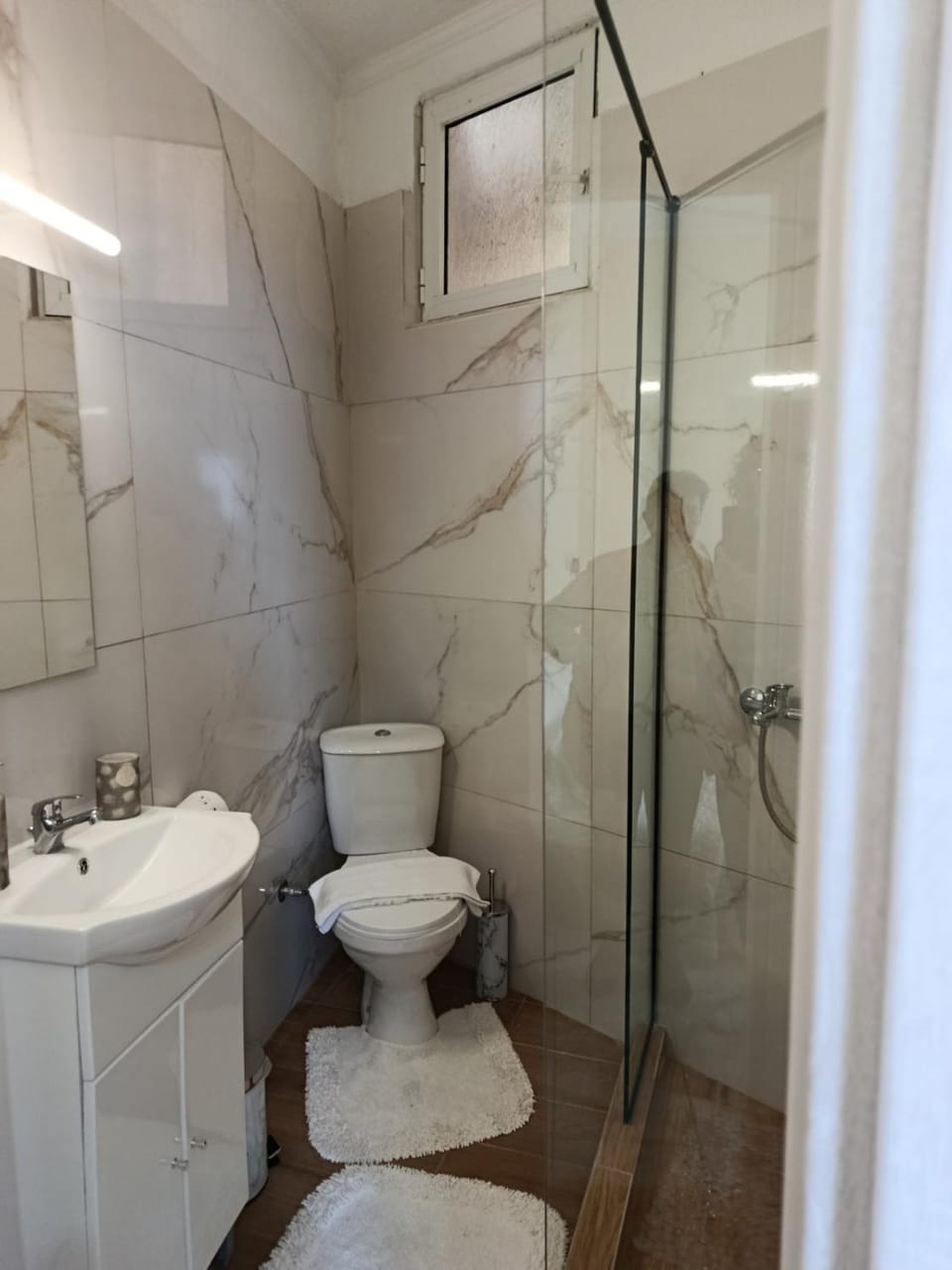 Shower, Bathroom, bidet
