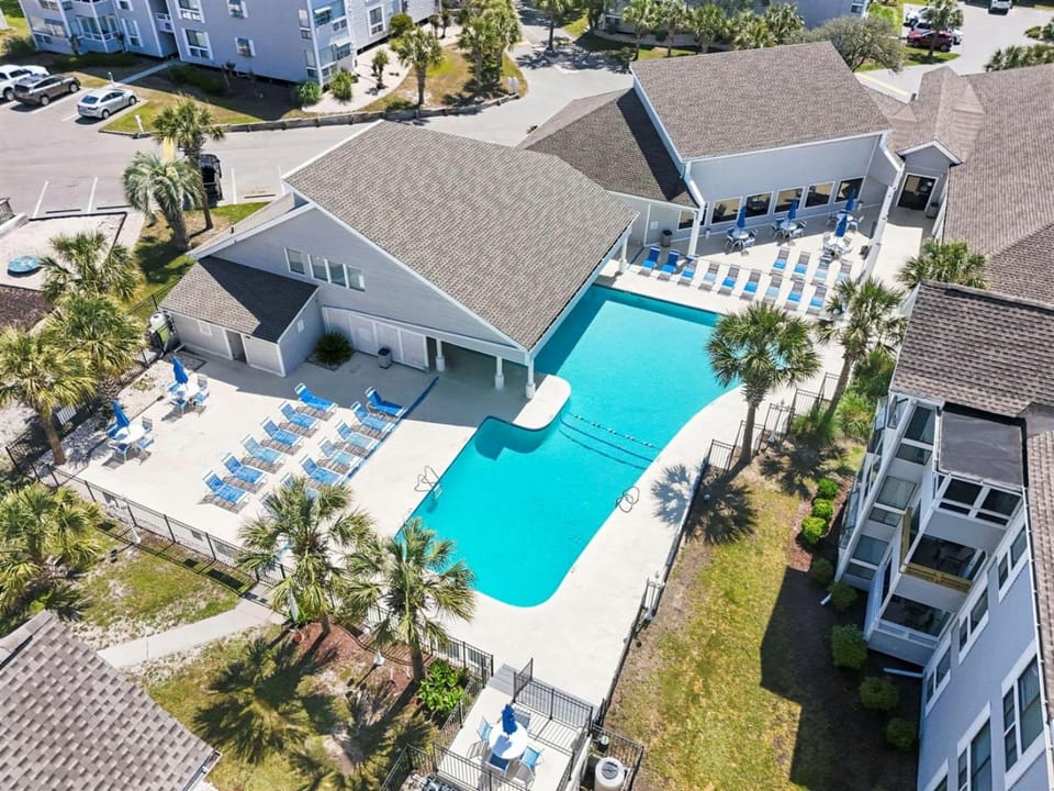 Arcadian Dunes 2BR Pool Walk to Ocean Apartment in South Carolina