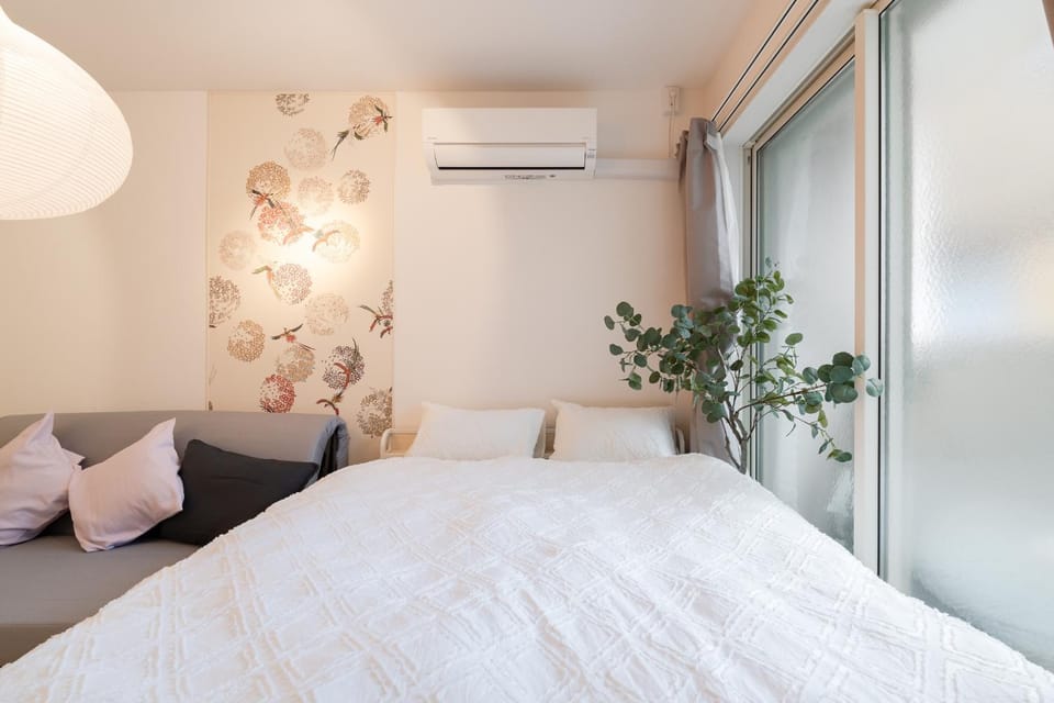 Bed, Bedroom, air conditioner