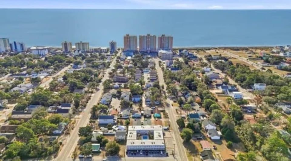 Ocean Breeze Retreat Apartment in Atlantic Beach