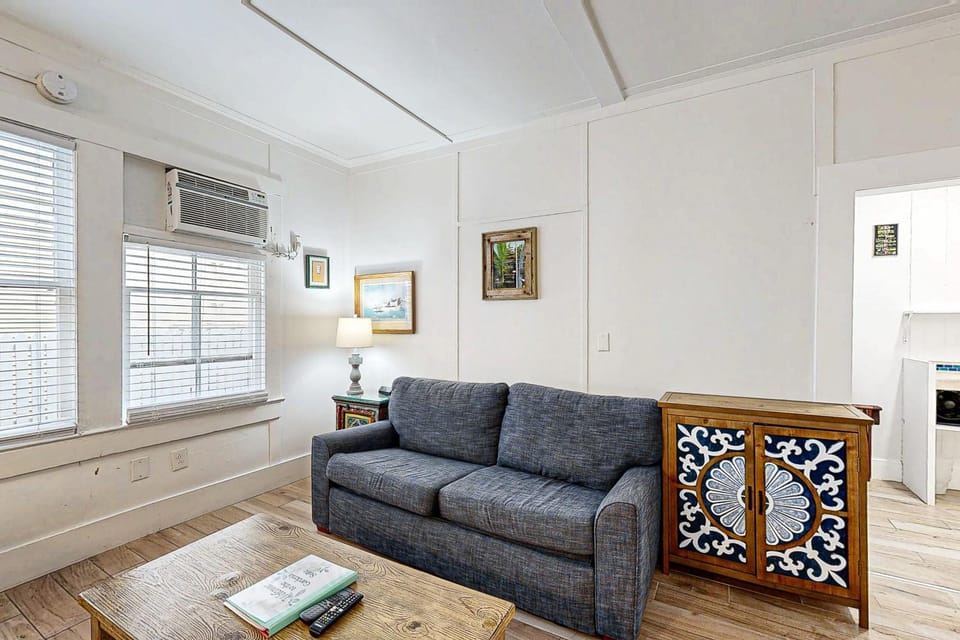 KW31A Gardenia Getaway House in Key West