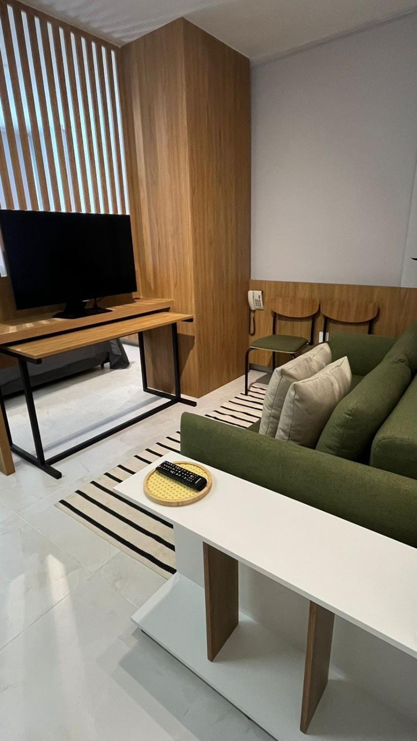Communal lounge/ TV room, TV and multimedia, Living room, Seating area