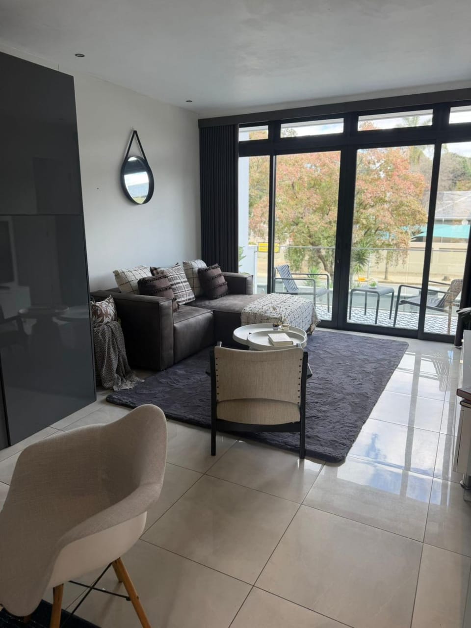 Modern Luxury Apartment- The Paramount Houghton Estate near Rosebank & Sandton Apartment in Johannesburg
