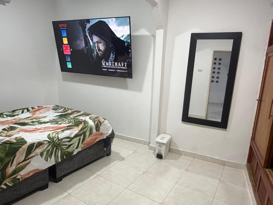 Makako Hostal 420 Bed and Breakfast in Cartagena