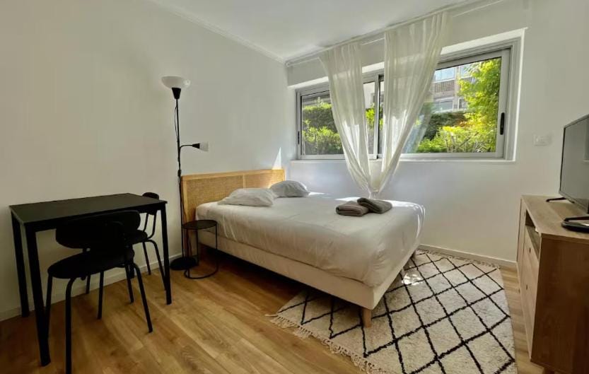 Cosy studio 2 pers- Climatisation- 5 min de la mer Apartment in Nice