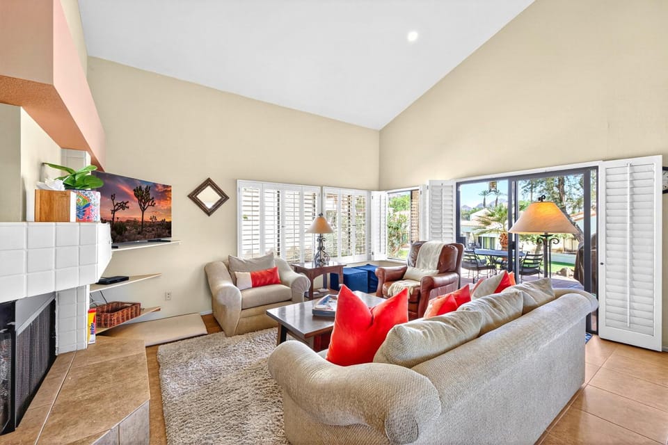 SRC301 Cozy 3BR Santa Rosa Cove Condo near Pool Apartment in Indian Wells