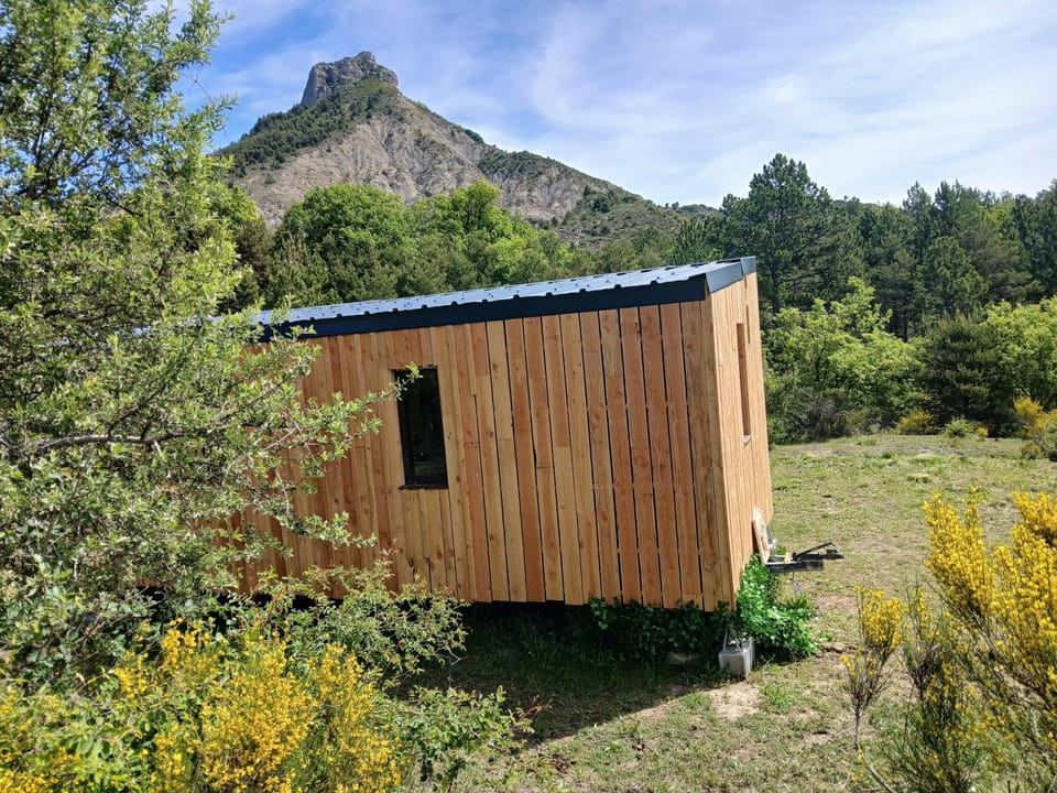 Ma cabane insolite en Baronnies Provençales Campground/ 
RV Resort in Provence-Alpes-Côte d'Azur