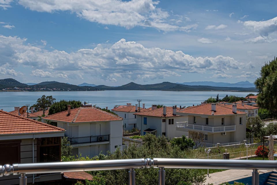 Rumet Cunda Otel Hotel in İzmir Province