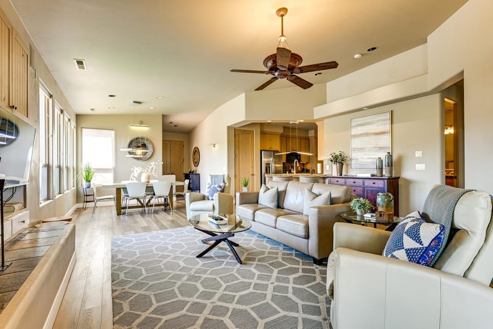 Pool & Hot Tub Access! Gated Santa Clara Getaway House in Santa Clara
