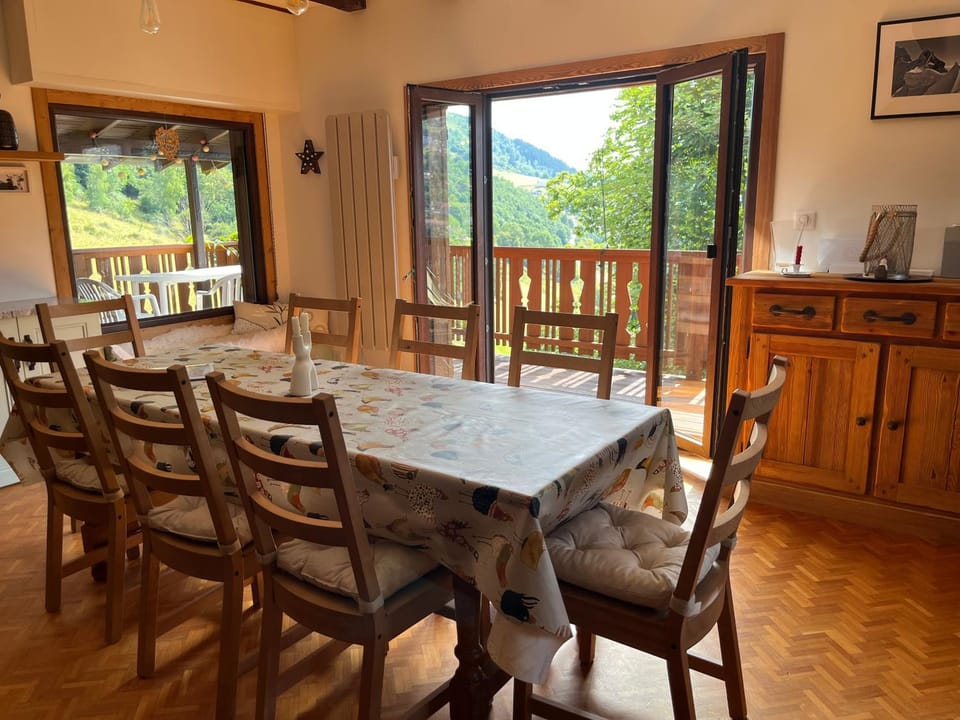 Balcony/Terrace, Dining area