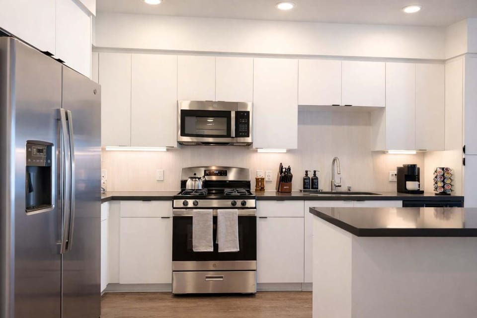 Coffee/tea facilities, Kitchen or kitchenette, Food and drinks, Food, dishwasher, oven, stove, toaster