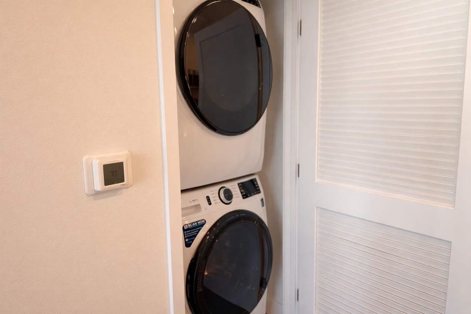laundry, washing machine, dryer