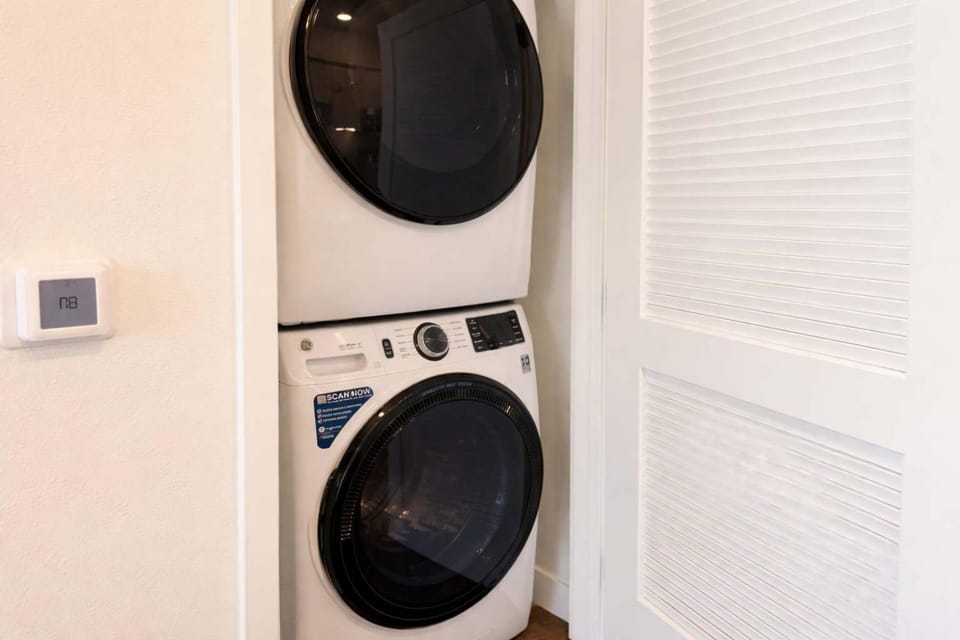 laundry, washing machine, dryer