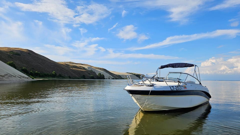 Privatus plaukimas pramoginiu kateriu VELLAMO Docked boat in Klaipėda