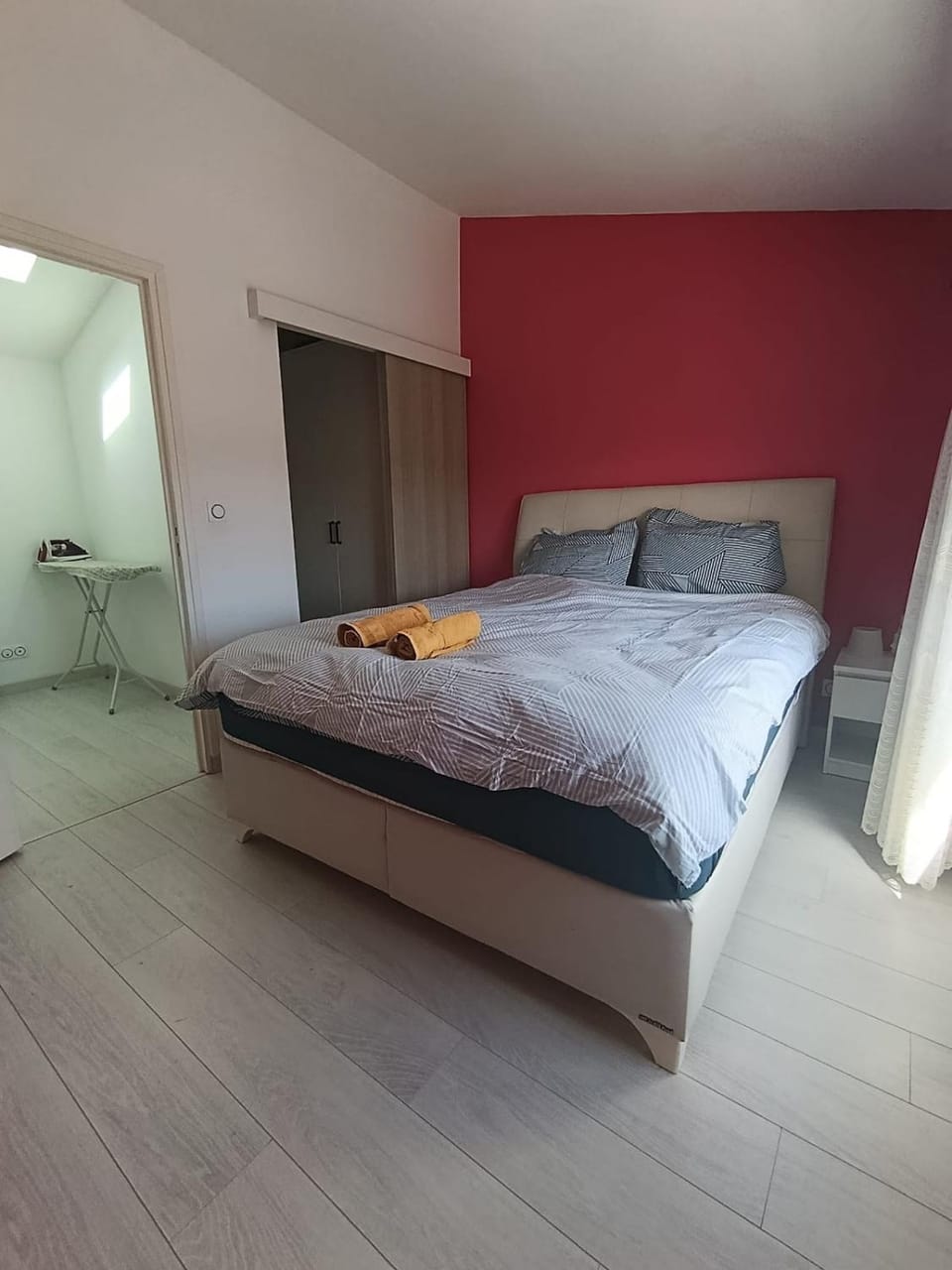 Maison 3 Ch - Parking - Proche Gare - Jardin - Clim Apartment in Chartres