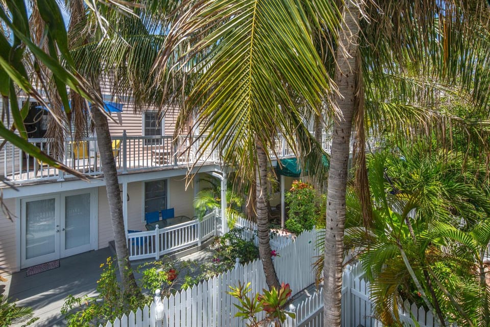 KW67FLR Shipyard Perch House in Key West
