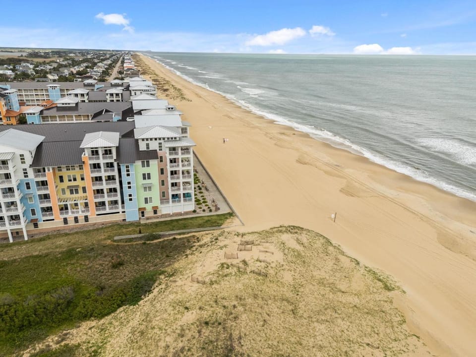 Baysically Beachy - Penthouse 413B House in Sandbridge
