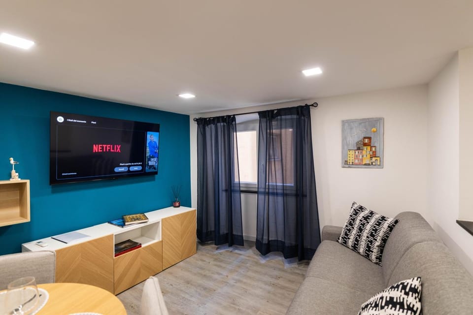 TV and multimedia, Living room, air conditioner