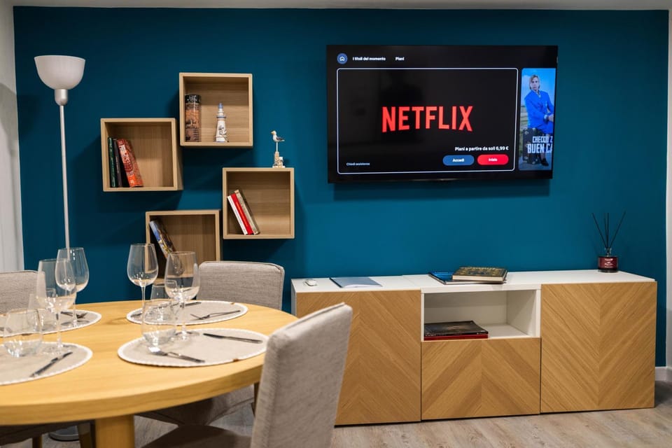 TV and multimedia, Living room, internet, air conditioner