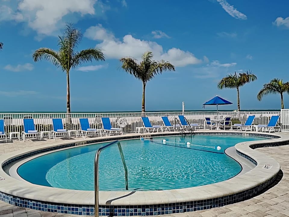 Pointe South 306 Apartment in Estero Island