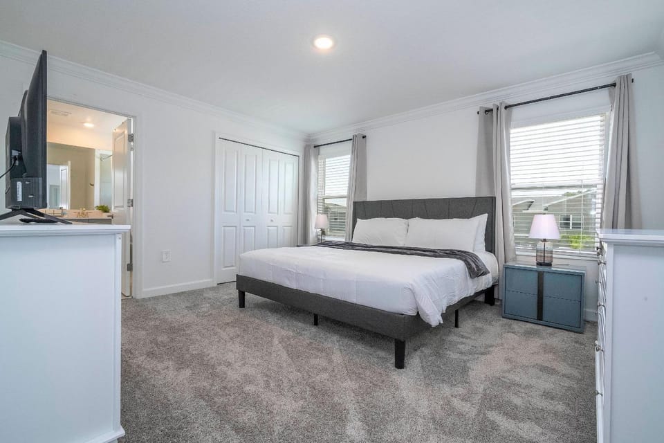 Bedroom, Area and facilities