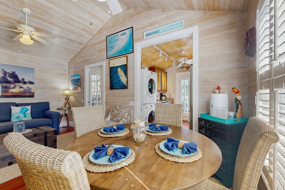 KW84FLR Conched Out Cottage House in Key West