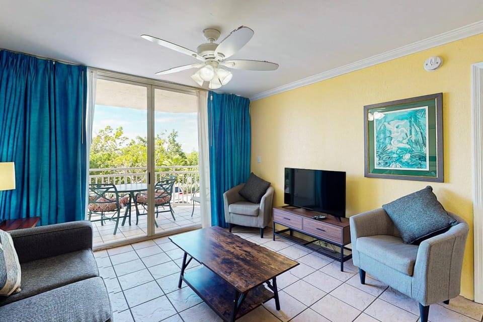 KWSS110 Sunrise Suites - Dominican Suite 110 House in Key West