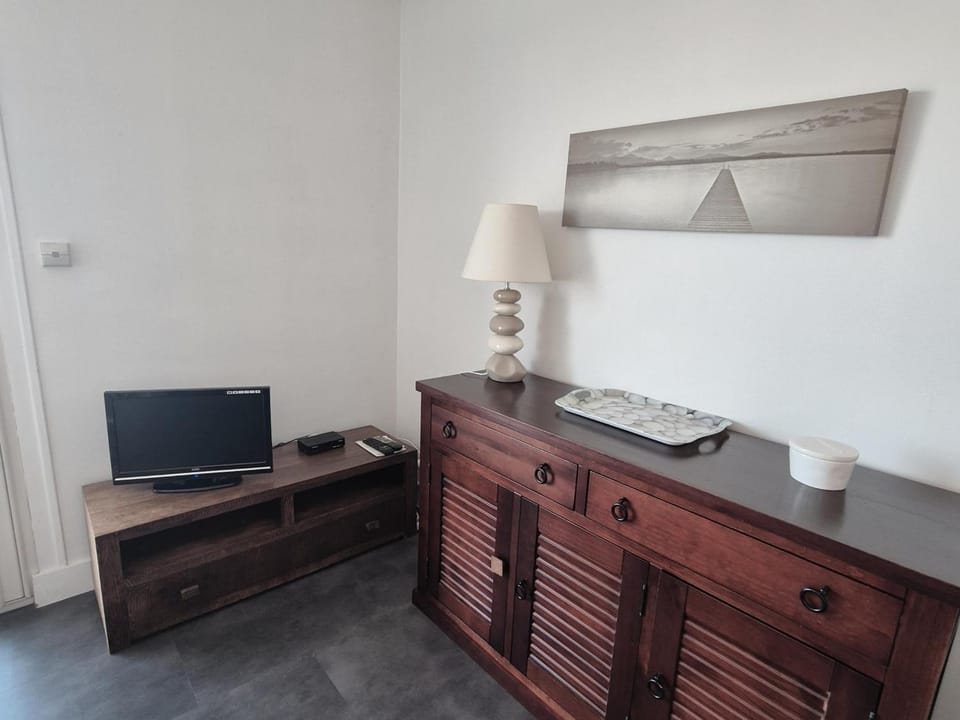 Charmant T2 vue mer - 2 pers. - FR-1-879-32 Apartment in Fouras
