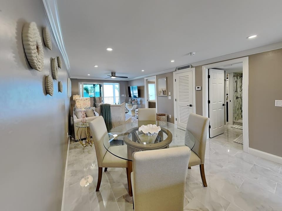Pointe South 105 Apartment in Estero Island