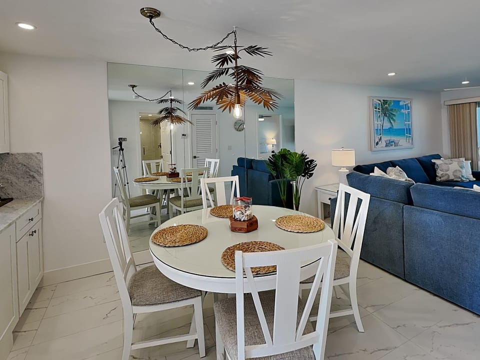 Pointe South 103 Apartment in Estero Island