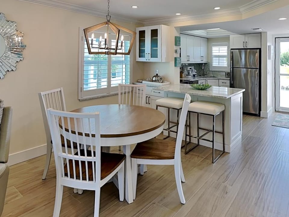 Pointe South 107 Apartment in Estero Island