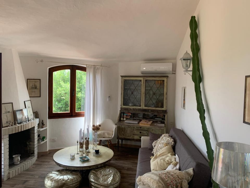 AZARA'S LOFT ABBIADORI - Sea Wiev COSTA SMERALDA Apartment in Sardinia