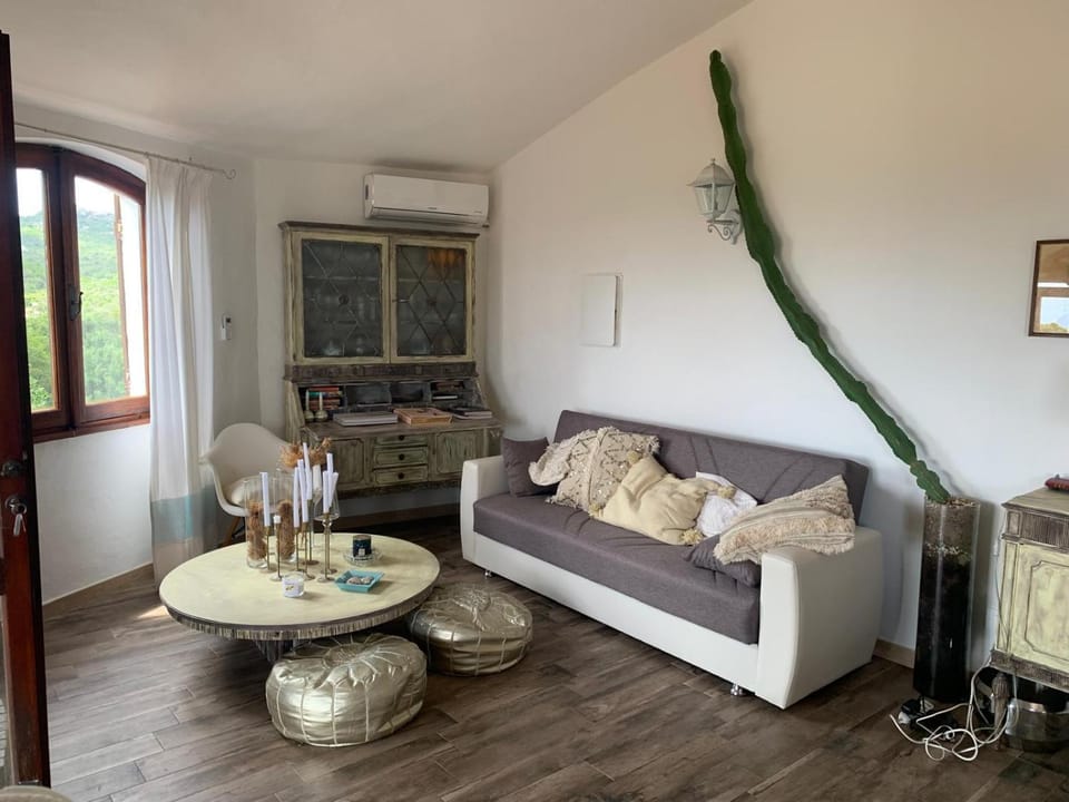 AZARA'S LOFT ABBIADORI - Sea Wiev COSTA SMERALDA Apartment in Sardinia