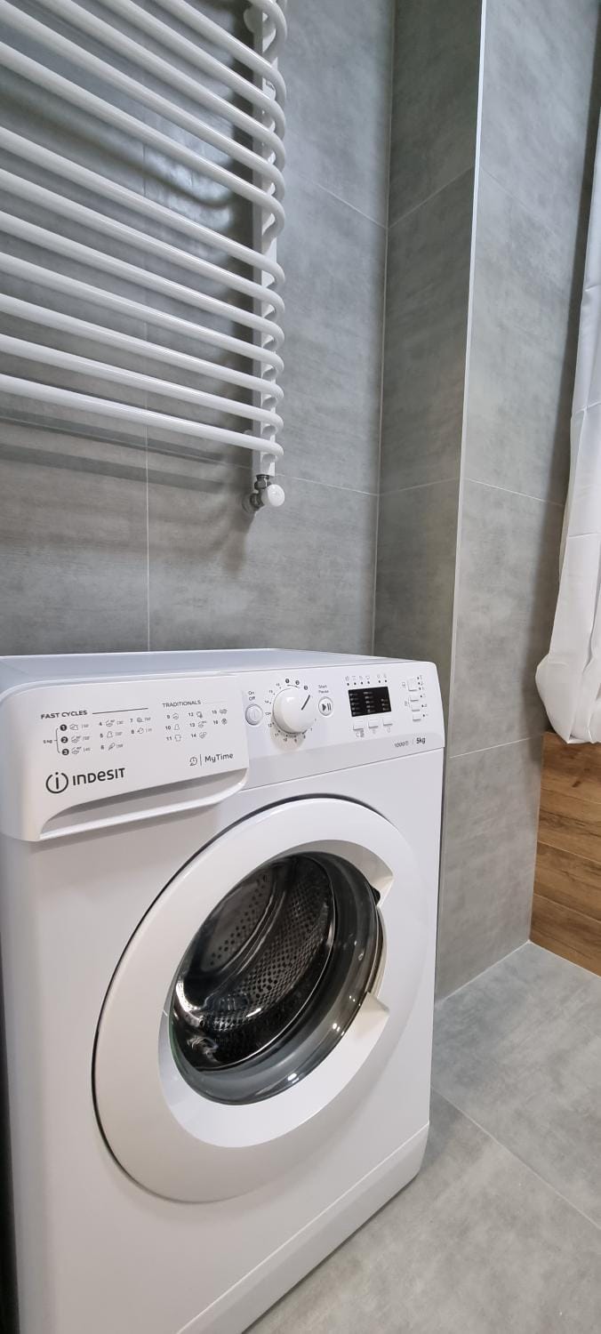 Апартаменти біля озера Apartment in Ukraine