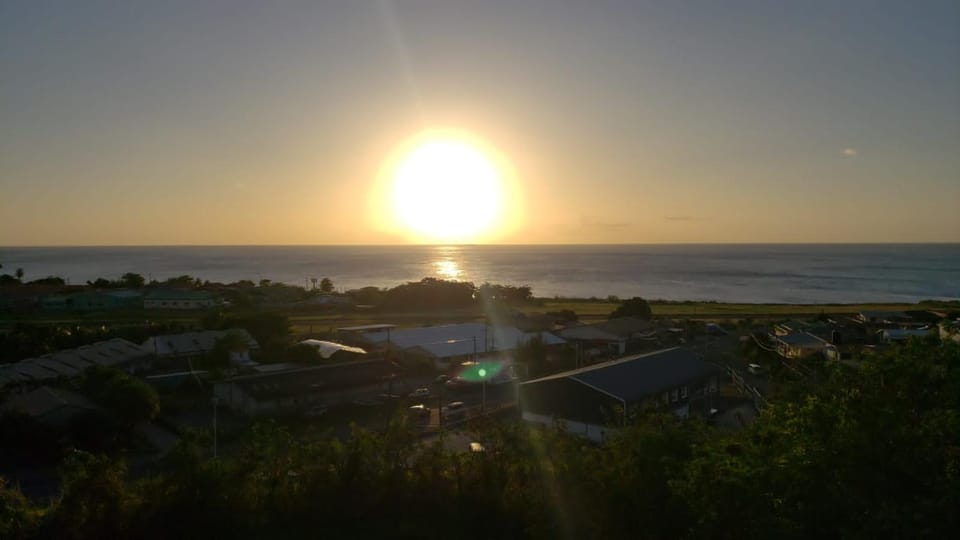 sunset lovers cottage Bed and Breakfast in Dominica